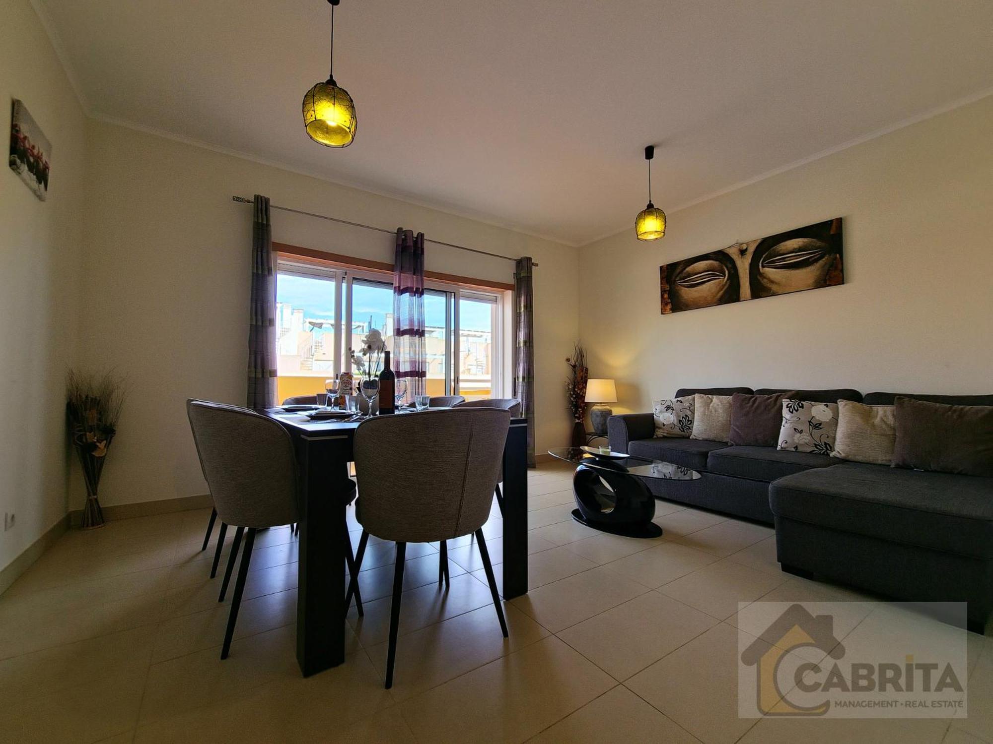 Royal Sunrise T2 By Yha Conceicao (Faro)